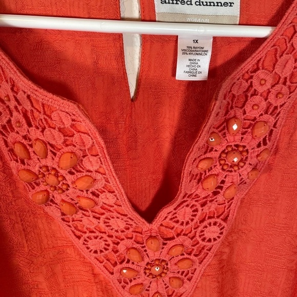 Alfred Dunner women’s beaded lace textured tunic - Picture 7 of 7